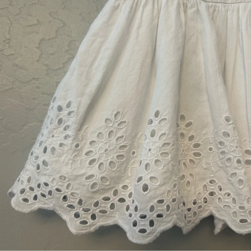 Baby Gap white eyelet dress with flutter sleeves 3-6 months